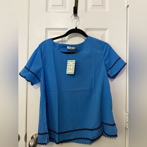 Tulip B Blue Top navy trim Scallop M NWT